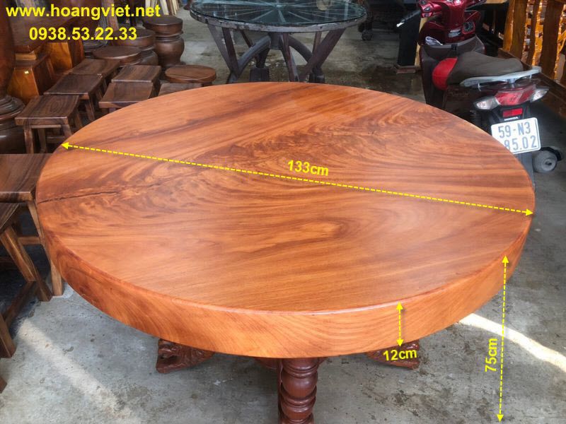 Mặt bàn tròn gỗ gõ đỏ nguyên khối đường kính 1m33 dày 12cm Mặt bàn tròn gỗ gõ đỏ nguyên khối đường kính 1m33 dày 12cm