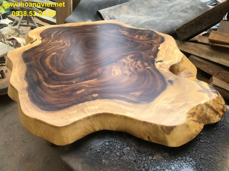 Mặt bàn tròn gỗ me tây nguyên tấm cạnh tự nhiên Mặt bàn tròn gỗ me tây nguyên tấm cạnh tự nhiên