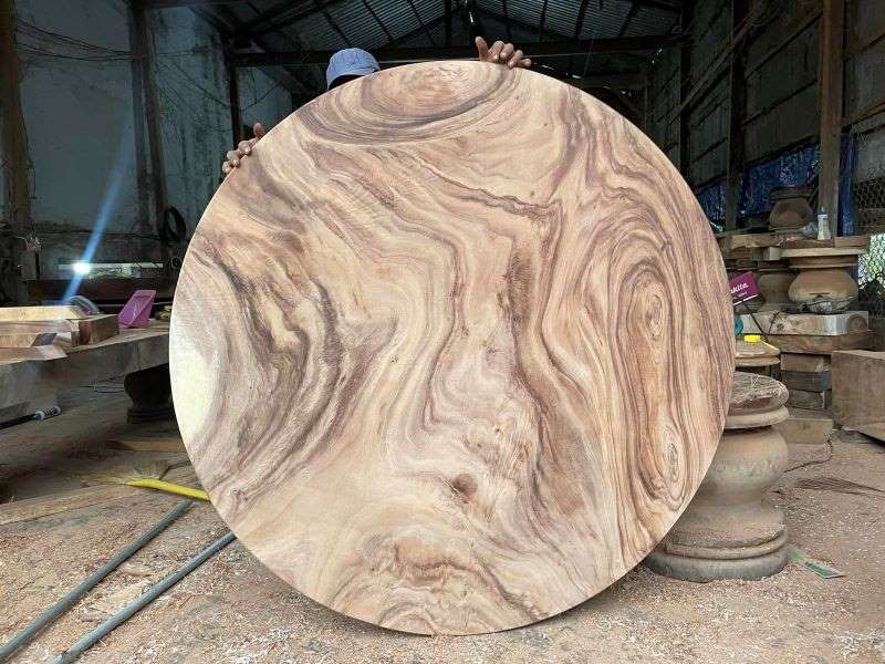 Mặt bàn tròn gỗ me tây còn mộc chưa sơn Mặt bàn tròn gỗ me tây còn mộc chưa sơn