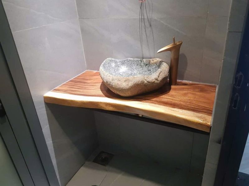 Mặt bàn lavabo gỗ me tây nguyên tấm Mặt bàn lavabo gỗ me tây nguyên tấm