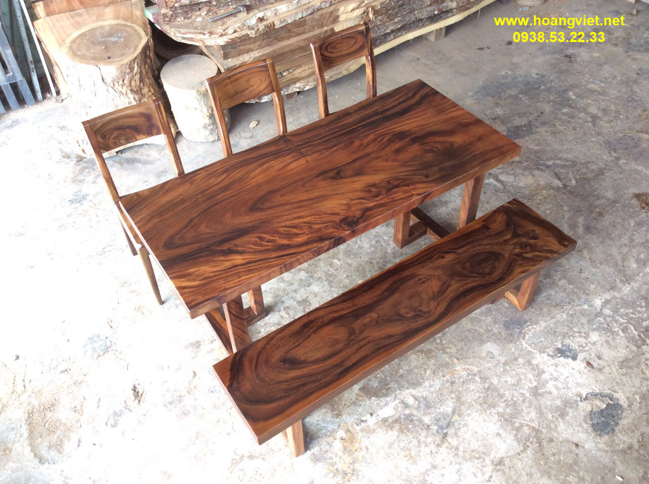 Mẫu bàn ăn đẹp đẹp bằng gỗ tự nhiên me tây Mẫu bàn ăn đẹp đẹp bằng gỗ tự nhiên me tây