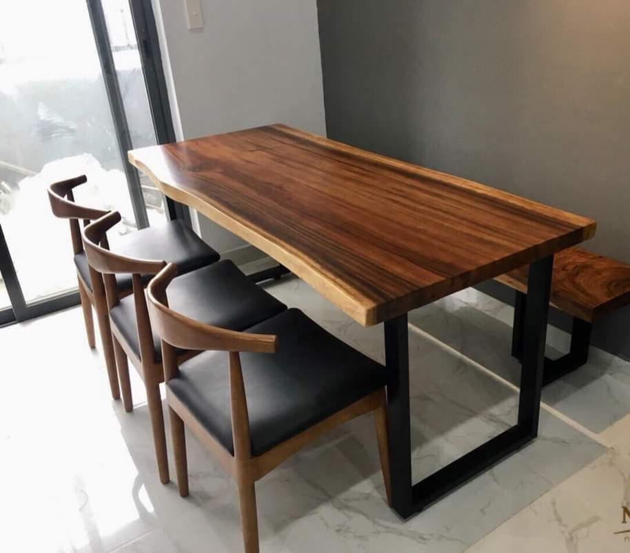 Mẫu bàn ăn giá rẻ bằng gỗ me tây nguyên khối  Mẫu bàn ăn giá rẻ bằng gỗ me tây nguyên khối