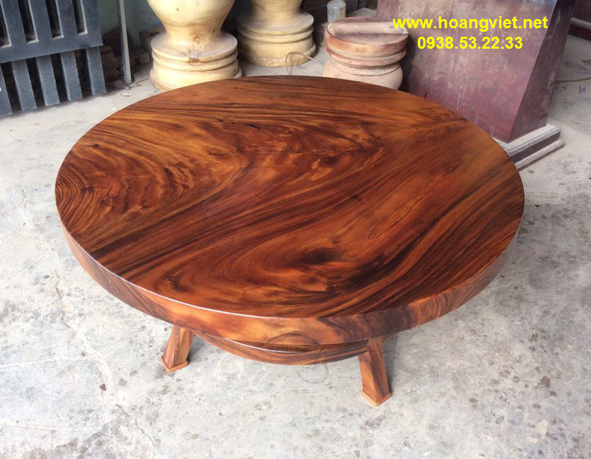 Mẫu bàn trà tròn gỗ 2 tầng đẹp nhất với chất liệu gỗ me tây nguyên tấm