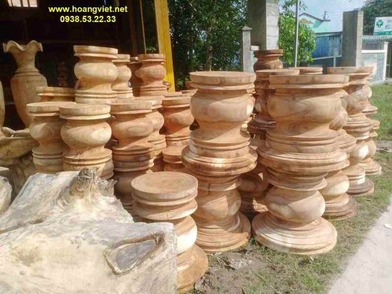 Đôn gỗ me tây nguyên khối chưa sơn, còn mộc. Đôn gỗ me tây nguyên khối chưa sơn, còn mộc.