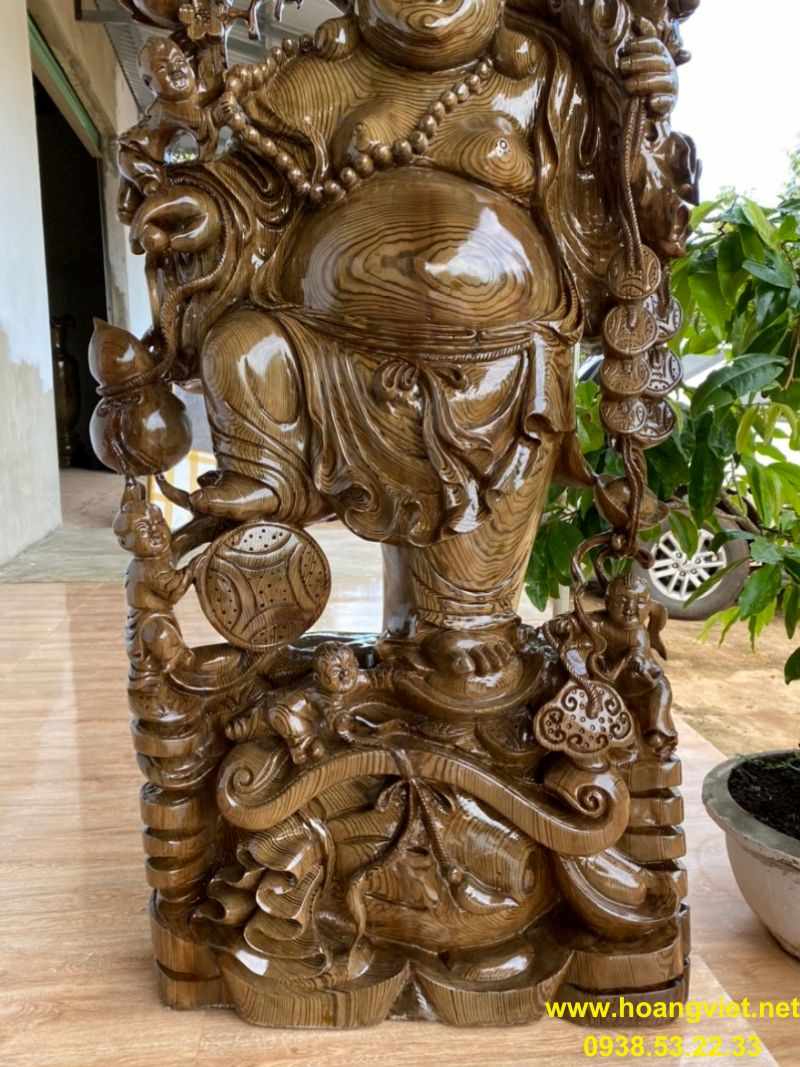 Phật di lặc gỗ thủy tùng cao 1m64 rộng 64cm sâu 35cm Phật di lặc gỗ thủy tùng cao 1m64 rộng 64cm sâu 35cm