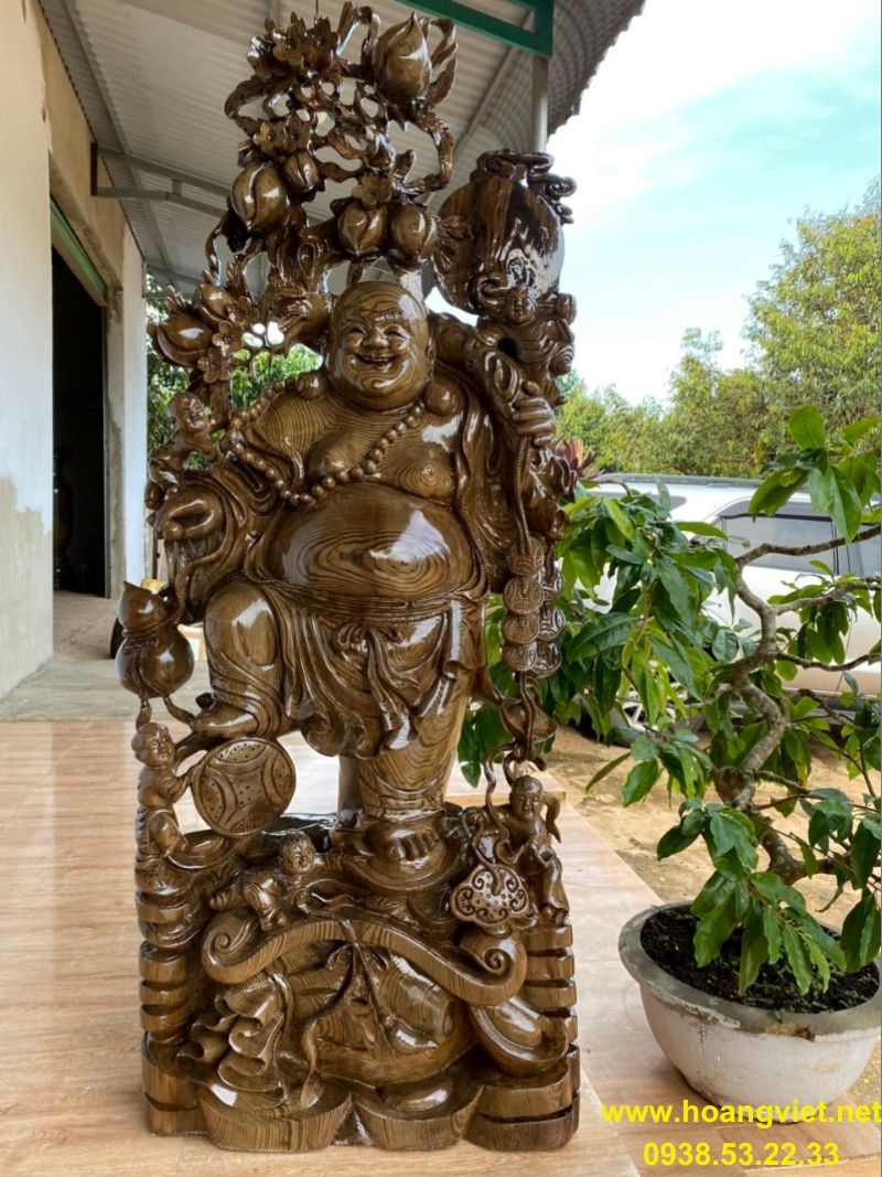 Phật di lặc gỗ thủy tùng cao 1m64 rộng 64cm sâu 35cm Phật di lặc gỗ thủy tùng cao 1m64 rộng 64cm sâu 35cm