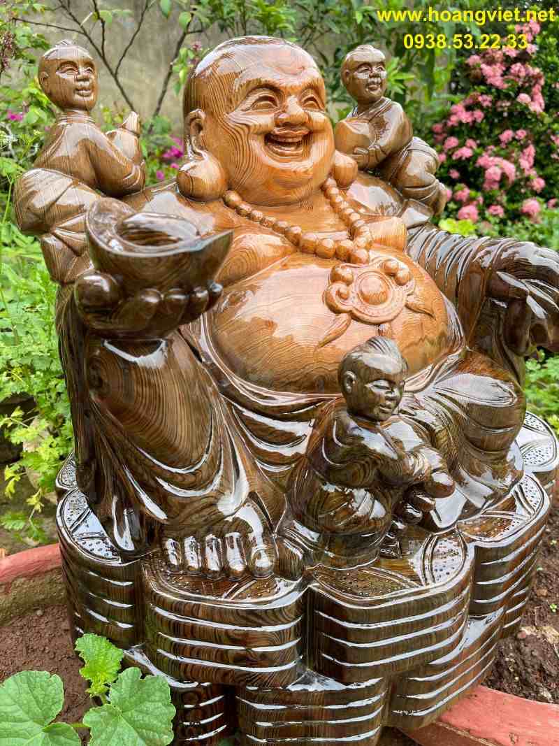 Phật di lặc ngồi tiền gỗ thủy tùng Phật di lặc ngồi tiền gỗ thủy tùng