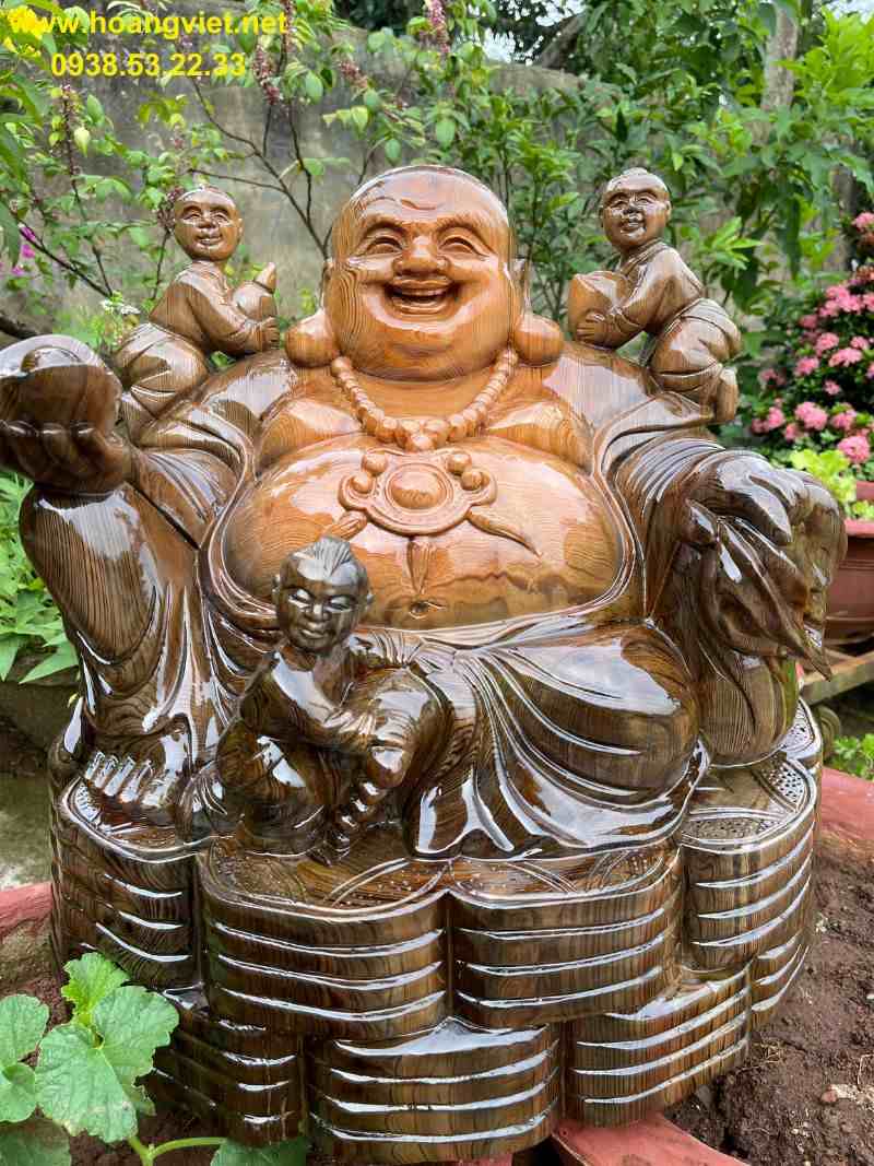 Phật di lặc ngồi tiền gỗ thủy tùng Phật di lặc ngồi tiền gỗ thủy tùng