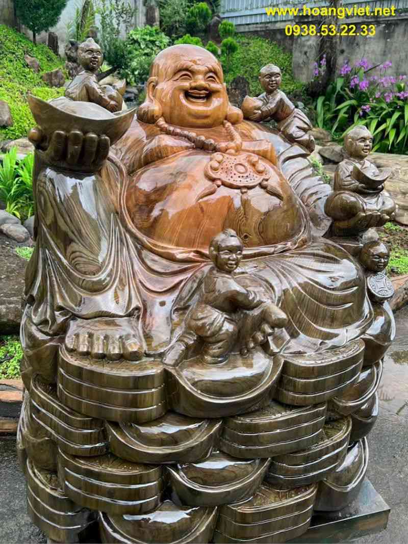 Phật di lặc và 5 đứa trẻ gỗ thủy tùng Phật di lặc và 5 đứa trẻ gỗ thủy tùng