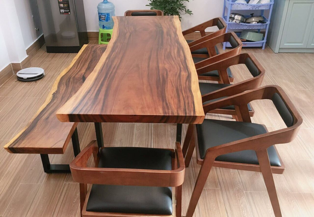 Bộ bàn ăn gỗ me tây nguyên khối nguyên tấm, kích thước mặt bàn (70-80)x5x210cm