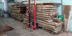 Bảng báo giá gỗ me tây.