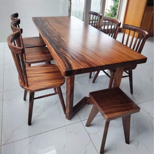 Bàn ăn gỗ me tây hiện đại