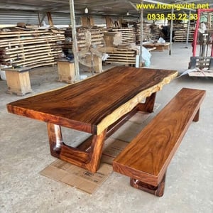 Bàn gỗ me tây nguyên khối dài 2m6 rộng 112-130cm dày 10cm
