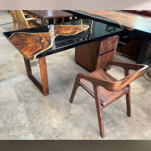 Bàn epoxy gỗ me tây