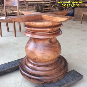 Chân bàn tròn gỗ đk bụng 38cm cao 65cm 