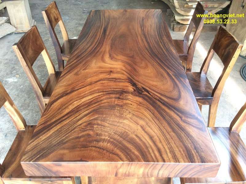 Mẫu bàn gỗ nguyên tấm giá rẻ, vân gỗ tuyệt đẹp.