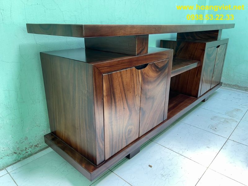 Tủ tivi gỗ tự nhiên me tây cao cấp Tủ tivi gỗ tự nhiên me tây cao cấp