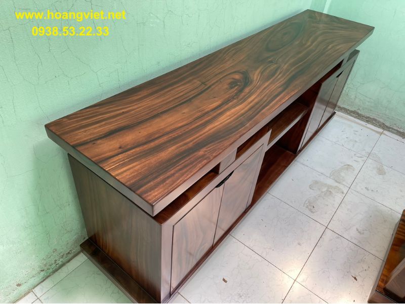 Tủ tivi gỗ tự nhiên me tây nguyên tấm Tủ tivi gỗ tự nhiên me tây nguyên tấm
