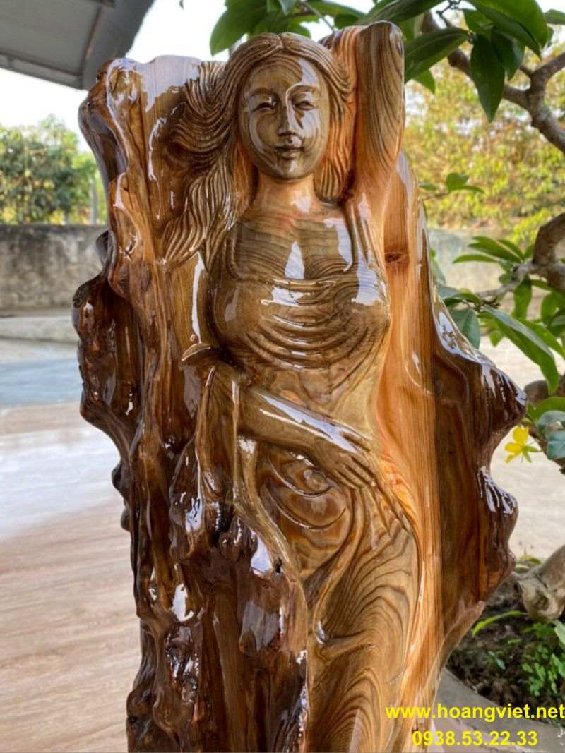 Tượng cô gái gỗ thủy tùng cao 70cm rộng 22cm Tượng cô gái gỗ thủy tùng cao 70cm rộng 22cm