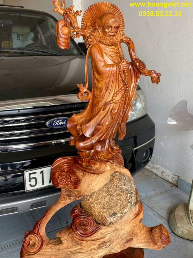Tượng đạt ma sư tổ gỗ hương cao 89cm Tượng đạt ma sư tổ gỗ hương cao 89cm