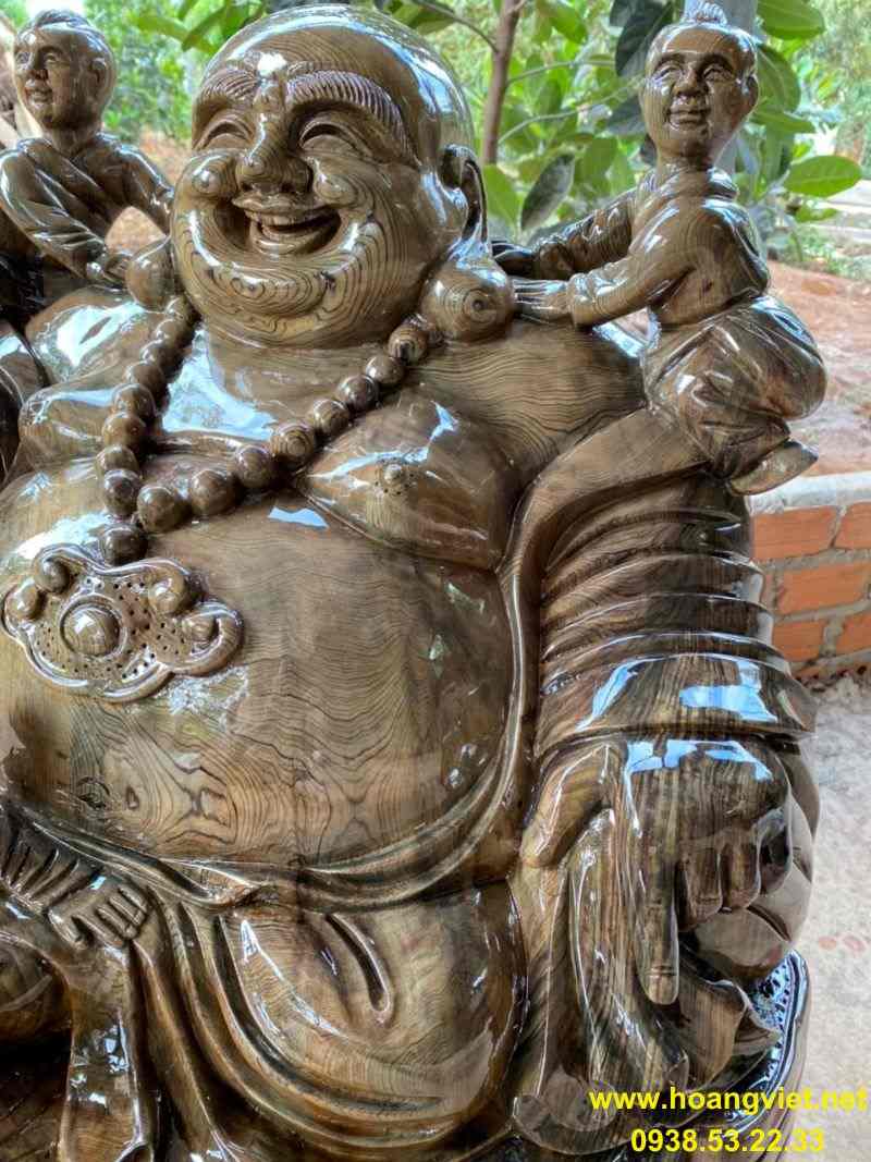 Tượng phật di lặc đẹp bằng gỗ thủy tùng Tượng phật di lặc đẹp bằng gỗ thủy tùng