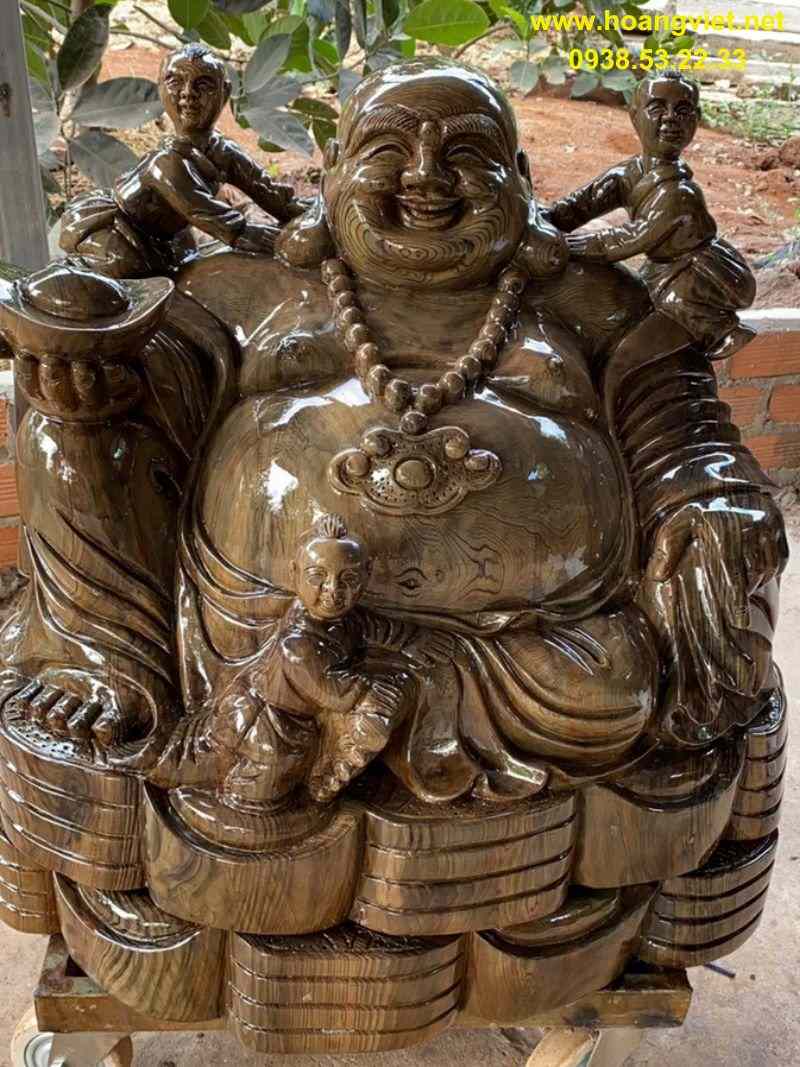 Tượng phật di lặc đẹp bằng gỗ thủy tùng Tượng phật di lặc đẹp bằng gỗ thủy tùng