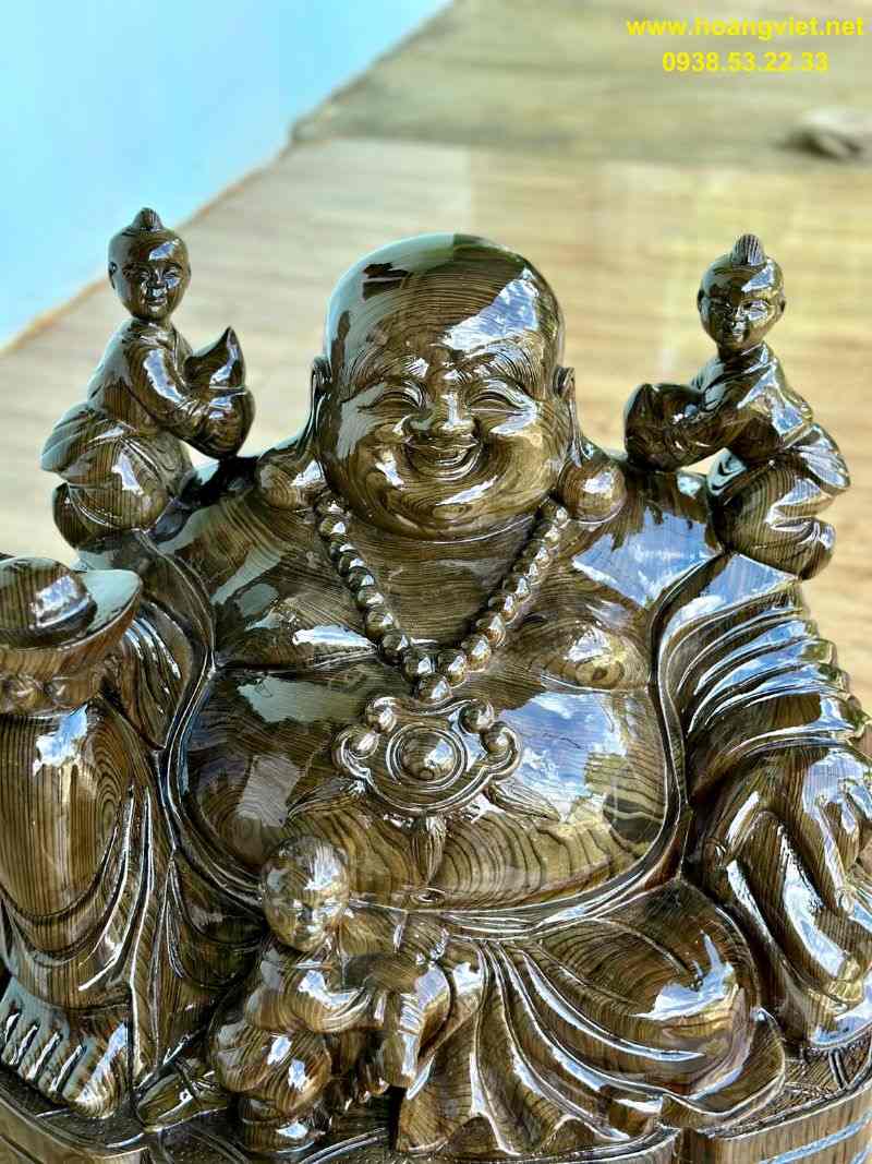 Tượng di lặc ngồi đẹp bằng gỗ thủy tùng cao 58cm rộng 58m Tượng di lặc ngồi đẹp bằng gỗ thủy tùng cao 58cm rộng 58m