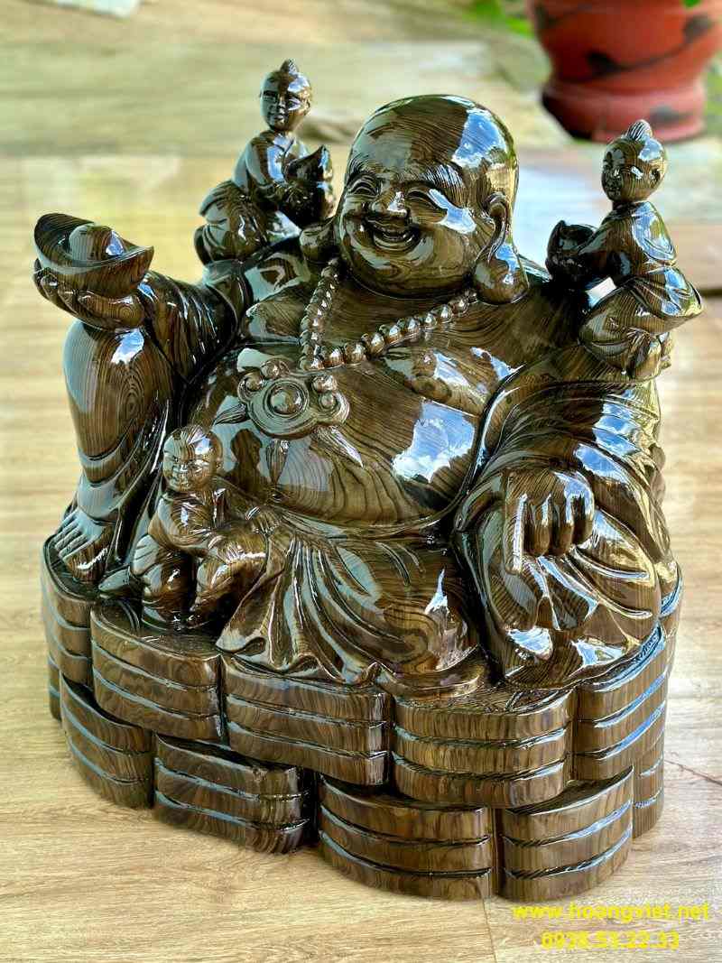 Tượng di lặc ngồi đẹp bằng gỗ thủy tùng cao 58cm rộng 58m Tượng di lặc ngồi đẹp bằng gỗ thủy tùng cao 58cm rộng 58m