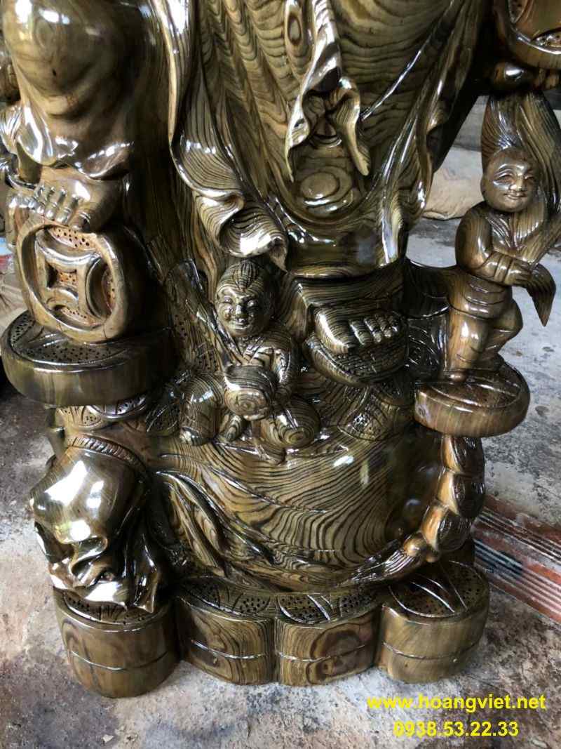 Tượng phật di lặc bằng gỗ thủy tùng Tượng phật di lặc bằng gỗ thủy tùng