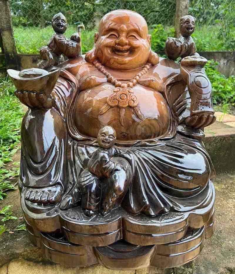 Tượng phật di lặc ngồi gỗ thông nước - thủy tùng Tượng phật di lặc ngồi gỗ thông nước - thủy tùng