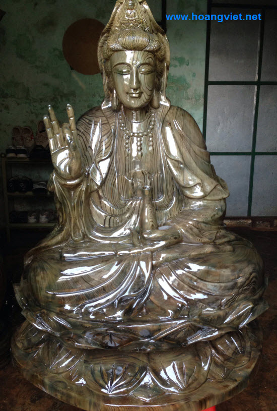 Tượng phật quan âm gỗ thủy tùng Tượng phật quan âm gỗ thủy tùng
