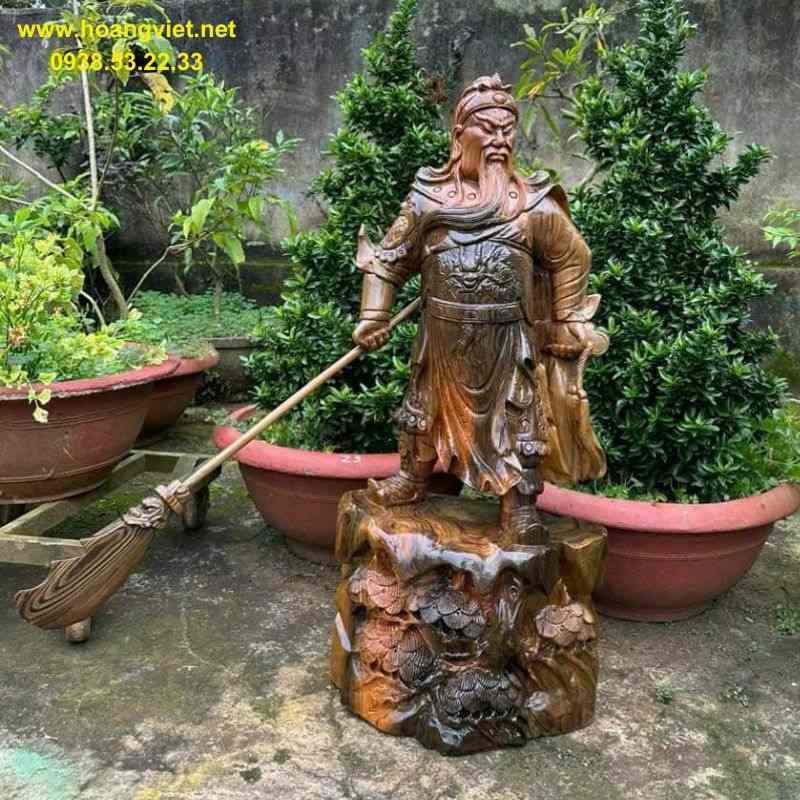 Tượng quan công gỗ thủy tùng Tượng quan công gỗ thủy tùng