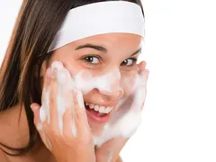 4 cách chăm sóc da mặt bị nám cho da đẹp rạng rỡ