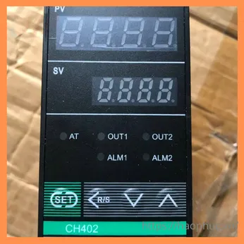 Đồng hồ nhiệt CH402
