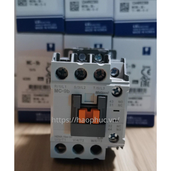 Khởi động từ MC-9b