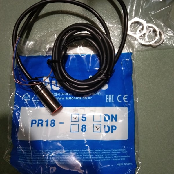 Cảm biến tiệm cận PR 18