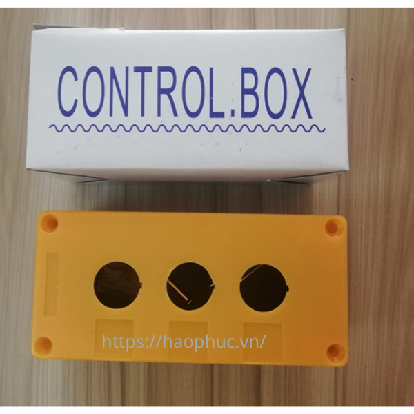 Hộp nhựa 3 lỗ Ø22
