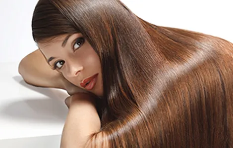 Đây là bí quyết rẻ tiền giúp tóc óng mượt  thẳng tự nhiên