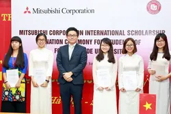 Cô gái Việt Nam đầu tiên giành học bổng OFID của OPEC