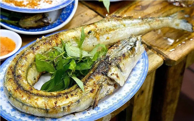 Ăn sạch tất cả những món ăn đặc sản đảo Nam Du